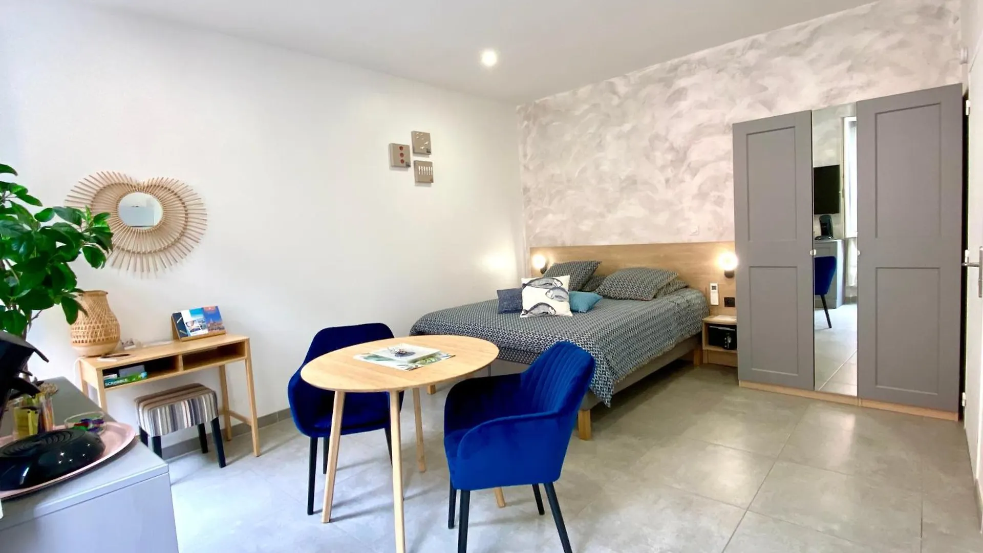 Apartment Ferienwohnung Coeursanary Frankreich