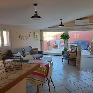Appartement La Tropezienne, Duplex 73 M2, 100 M Du Port, Climatisation, Grande Terrasse, Sanary-sur-Mer
