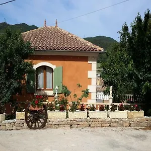 Casa vacanze Casa Oliveiras, Flassans-sur-Issole